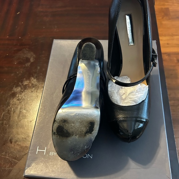 H by Halston Vintage Mary Jane Heels. - Picture 4 of 7